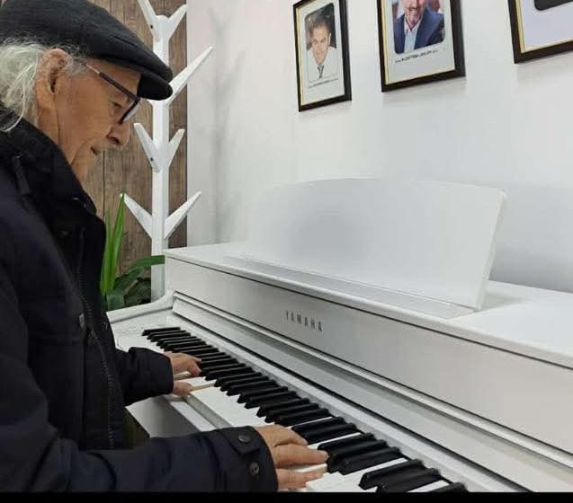  Gjilan: Në një vjetorin e ndarjes nga jeta, në Muzeun Etnografik të Qytetit u vendos viola e Prof. Isa Jakupi