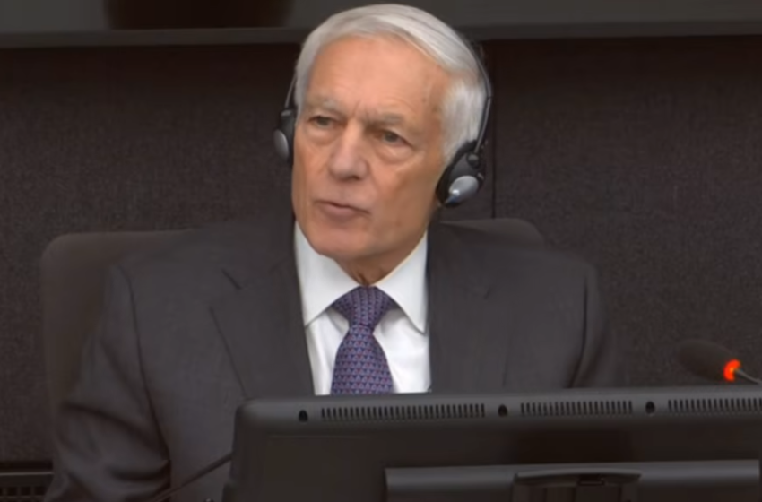  Wesley Clark nis dëshminë e tij në Hagë
