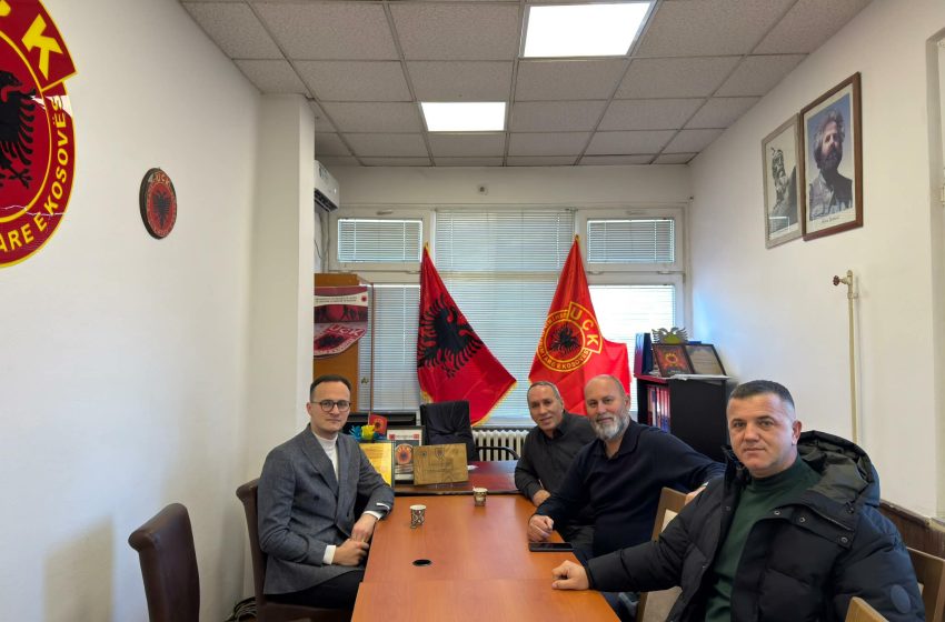  Gjilan: Kryetari Hyseni, viziton organizatat e dala nga lufta e UÇK-së
