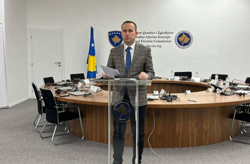  Elezi: Deri në ora 09:00 në 25 përfaqësi diplomatike votuan mbi një mijë votues