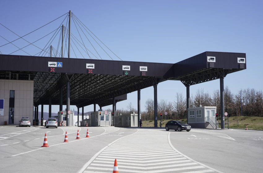  S’ka pritje të gjata për të hyrë e për të dalë nga Kosova në pikat kufitare