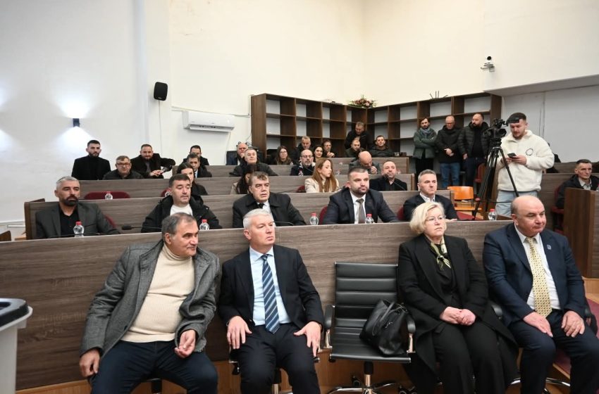  Bekim Azizi ri-zgjidhet kryesues i Kuvendit Komunal të Vitisë