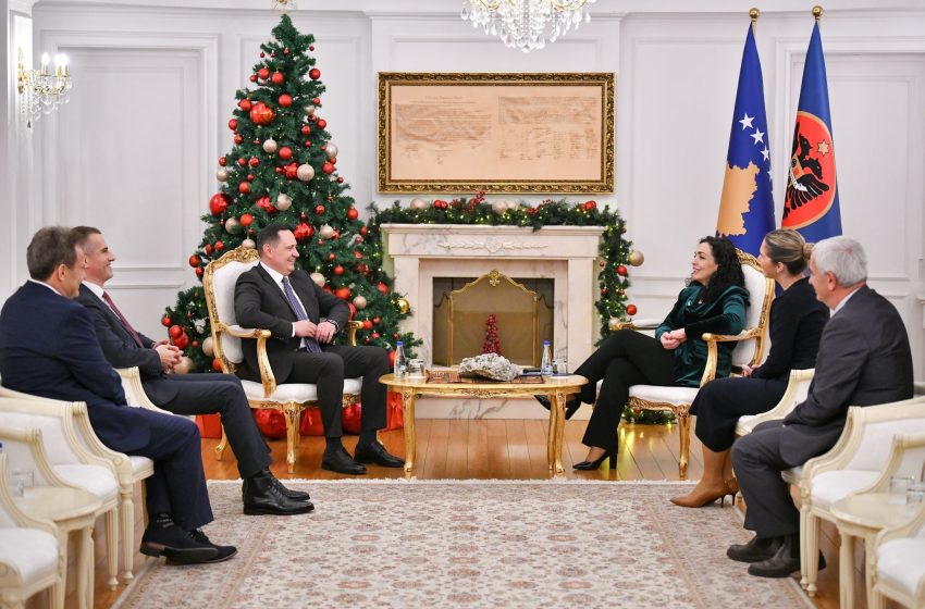  Kryetari i Bujanocit, Arbër Pajaziti, falënderoi presidenten Osmani për angazhimin në mbrojtje të shqiptarëve të Luginës