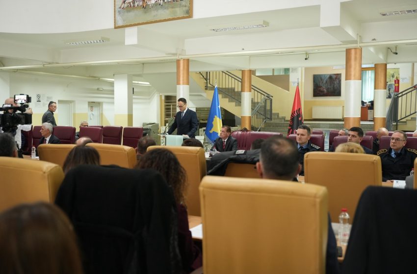  Shtyhet seanca e Kuvendit Komunal të Gjilanit