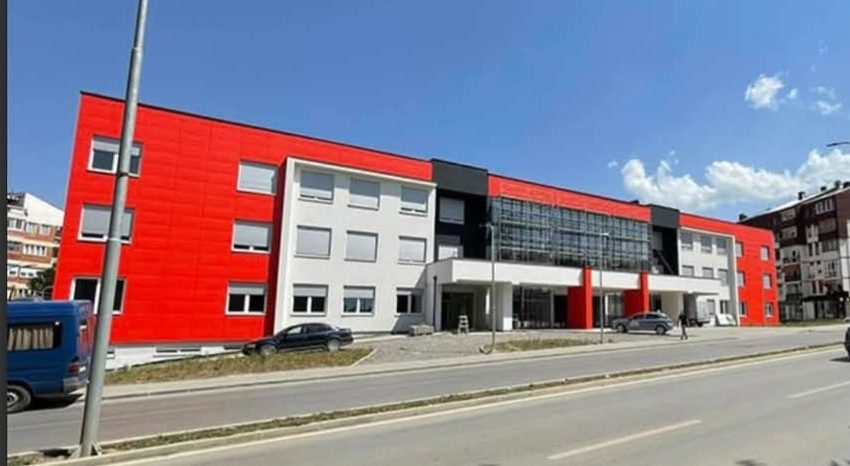  Dr. Kamberi: Shërbimi shtëpiak ofroi mijra shërbime cilësore dhe në kohë për pacientët në nevojë