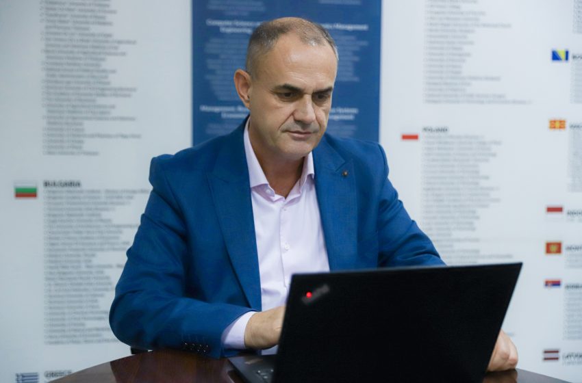  Doli nga shtypi libri i profesorit Musa Sabedini, “Gazetaria Hulumtuese: Misioni, rreziqet, etika dhe sfidat profesionale”