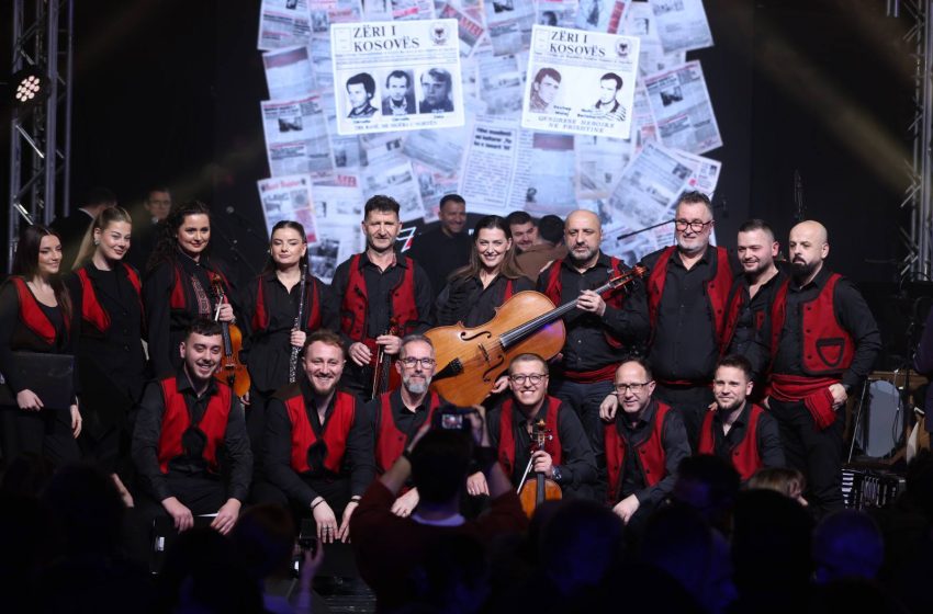  Në “Fest Flaka” iu këndua atdheut, heronjve e dashurisë