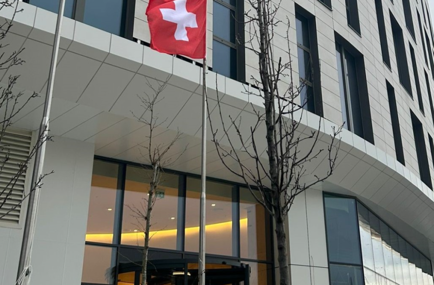  Ambasada e Zvicrës në Prishtinë njofton se e ka ndërruar adresën, detaje se ku mund ta gjeni