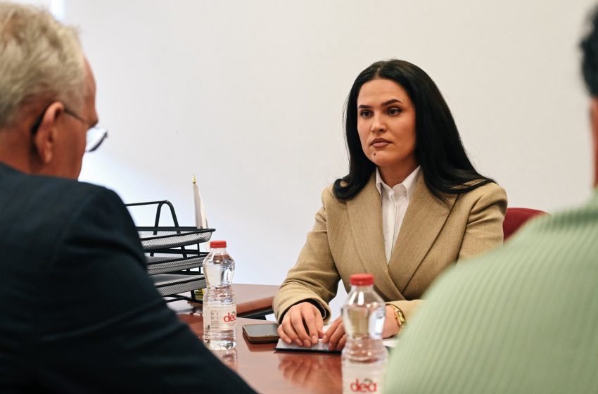  Nënkryetarja Bajralija pret në takim Shefin Ekzekutiv të “Eco-Higjena”