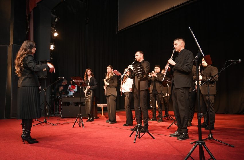  Koncert festiv në Kamenicë për 18-vjetorin e Pavarësisë së Kosovës