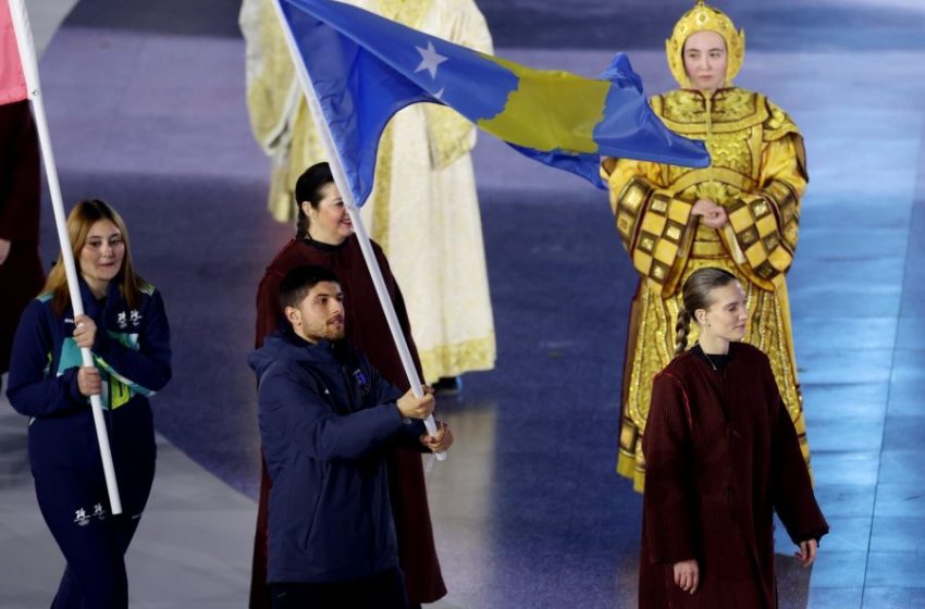  Mbyllen Lojërat Olimpike Dimërore, flamuri i Kosovës valëvitet nga skitari Drin Kokaj