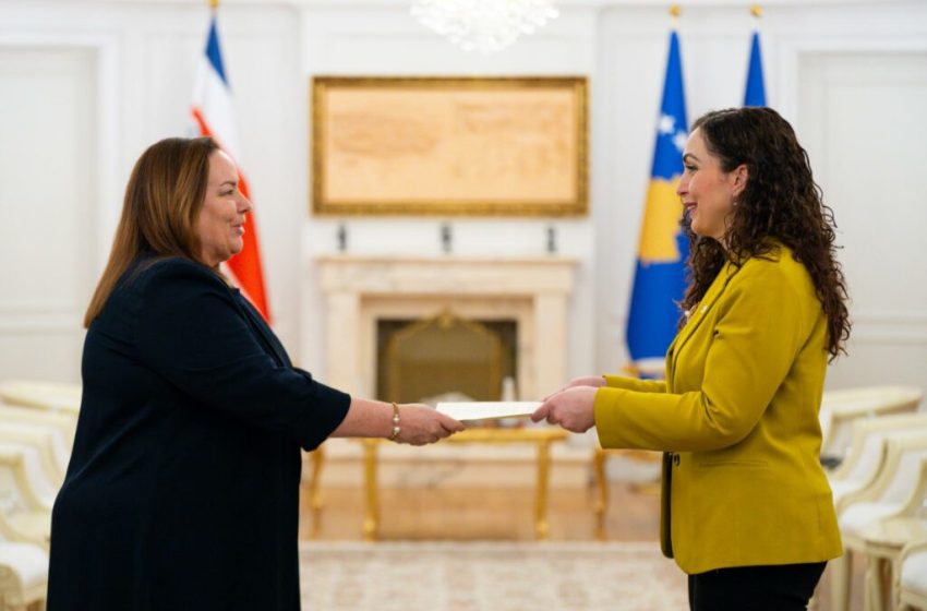  Osmani pranon letrat kredenciale të ambasadores së Kosta Rikës – thekson rëndësinë e heqjes së ndërsjellë të vizave