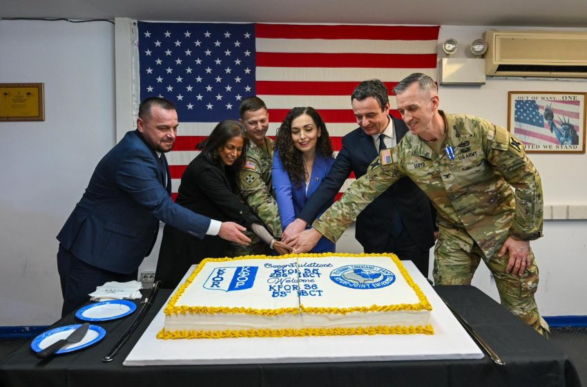  “Prania e trupave amerikane garanton stabilitet”, Presidenca njofton për ceremoninë në Bondsteel ku ishin Osmani e Kurti