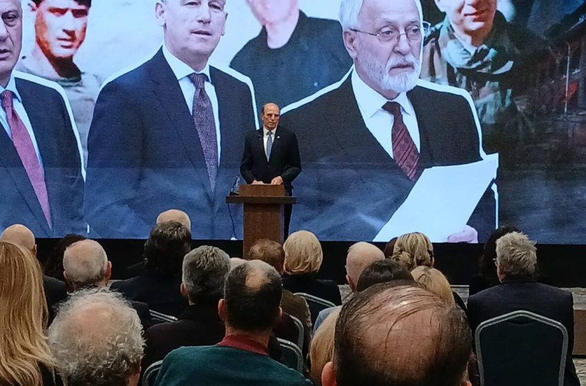  Libri “Kur heshtja flet”, Shala: Lindi si një nevojë e shpirtit tim, një ndjenjë e thellë