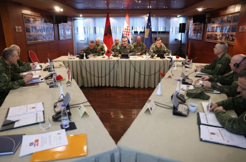  Nis takimi trelateral i mbrojtjes mes Shqipërisë, Kosovës dhe Kroacisë