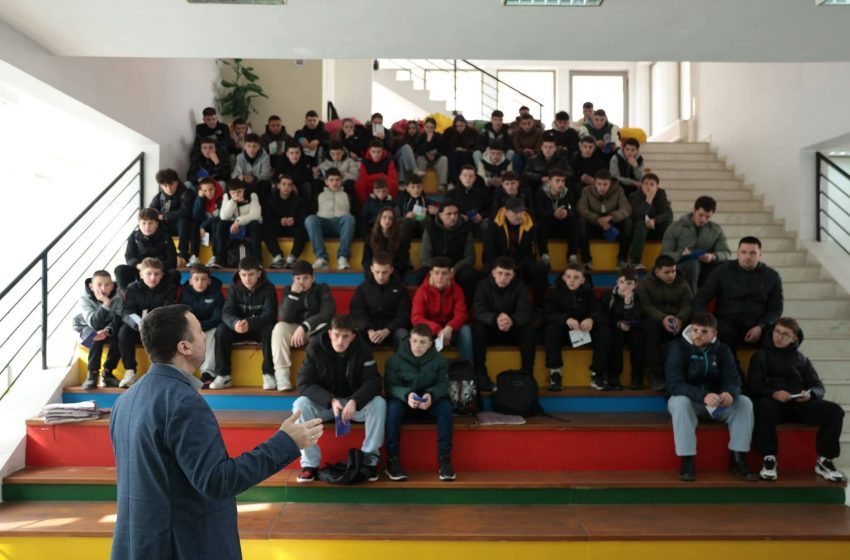  Lidhja Rajonale e Futbollit të Gjilanit (LRFGJ) organizon programin e edukimit kundër dopingut