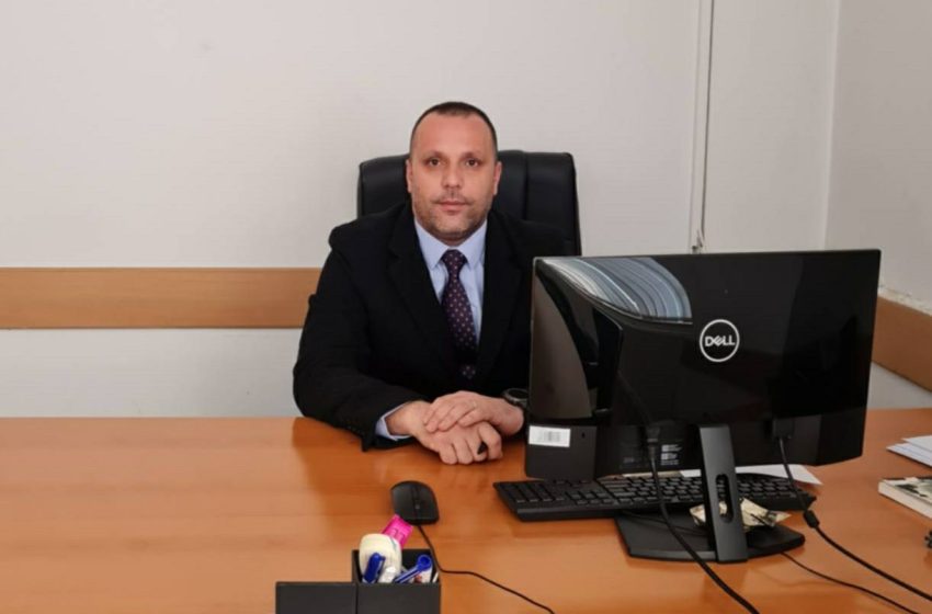  Shabani i fton qytetarët që t’i regjistrojnë lindjet dhe vdekjet, s’ka gjoba