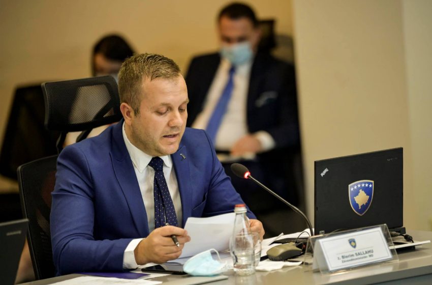  Ish-zëvendësministri i Drejtësisë: Dekreti i Vjosa Osmanit për shpërndarjen e Kuvendit është kundërkushtetues