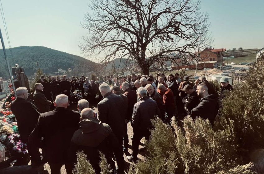  Përkujtohen dëshmorët nga Lugina, Shaban Bajrami dhe Besim Xhemaili nga Breznica, në 23-vjetorin e rënies