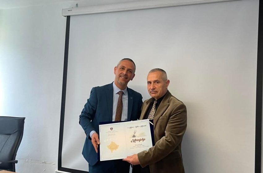  DKA në Gjilan pret profesorin Nevzat Isufi, të nominuar për çmimin “Shaban Jashari”