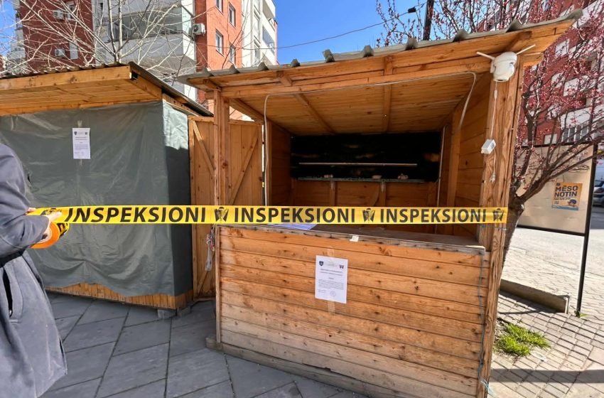  Gjilan: Drejtoria e Inspeksionit kërkon largimin e kiosqeve dhe lodrave nga sheshi i qytetit