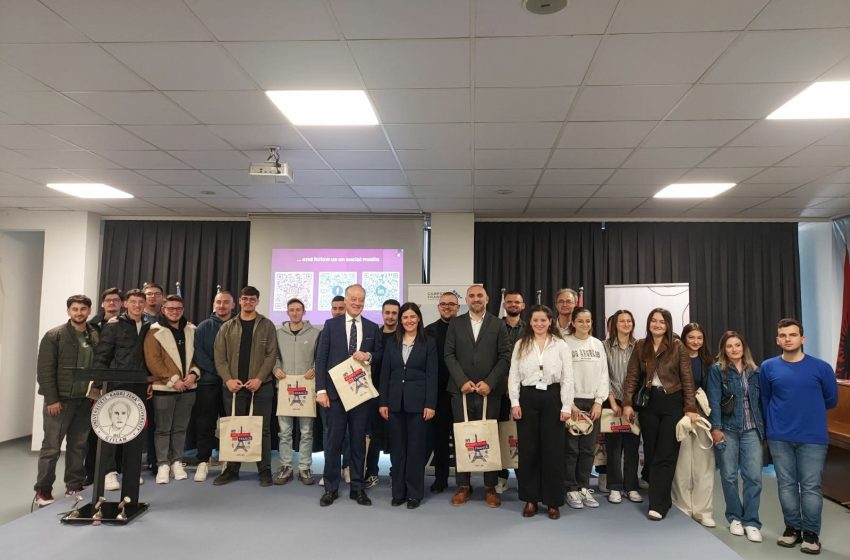  Në kuadër të Javës së Frankofonisë në UKZ u mbajt sesion informues për studime në Francë