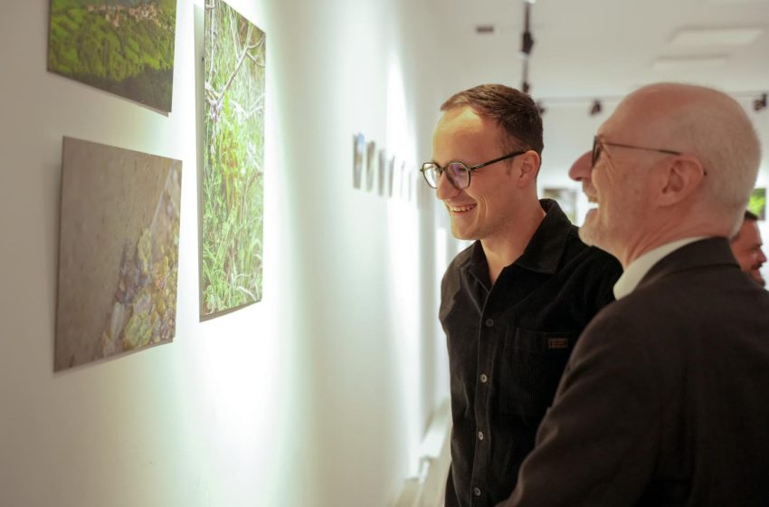  Ekspozita fotografike franceze “Biodiversiteti” në Galerinë e Qytetit