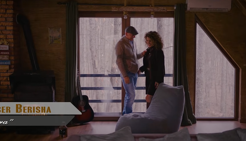  Naser Berisha me projektin më personal të karrierës: “Lira”, një himn dashurie në 30-vjetorin e martesës