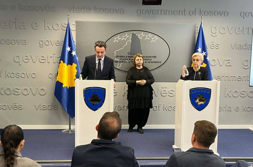  Kurti fton opozitën në tryezë: Synon mbi 85 vota për zgjedhjen e presidentit