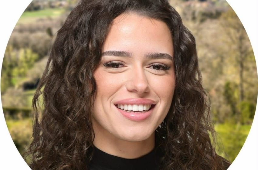  Vesa Ademi nga Vitia kandidon për këshilltare komunale në Francë