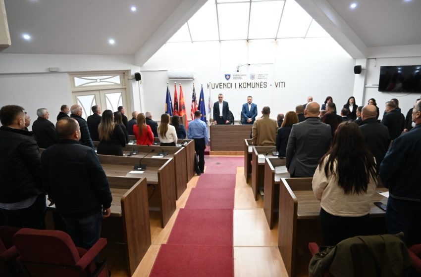  Kuvendi Komunal i Vitisë mban seancë solemne në përkujtim të Epopesë së UÇK-së