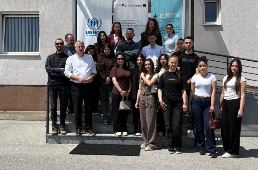  Studentët e Fakultetit Juridik dhe të Fakultetit të Shkencave Sociale vizituan Qendrën e Azilit në Magurë