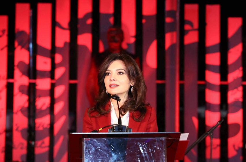  BOMBË / Elisa Spiropali i del kundër PS-së: “Nëse kritika është faj, më përjashto”