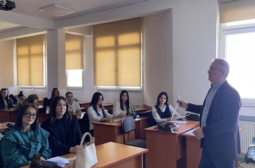  Studentë të Fakultetit të Edukimit në UKZ nisin mësimin praktik në institucionet parashkollore në Gjilan