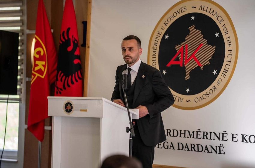  Labinot Skoverqani zgjedhet kryetar i Aleancës në Kamenicë