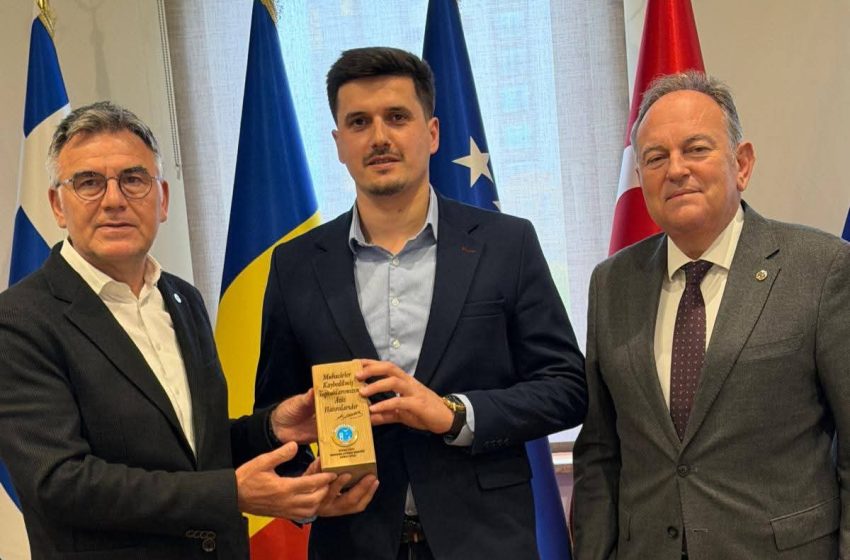  Drejtori Huruglica, takohet në Bursa me përfaqësues të bizneseve