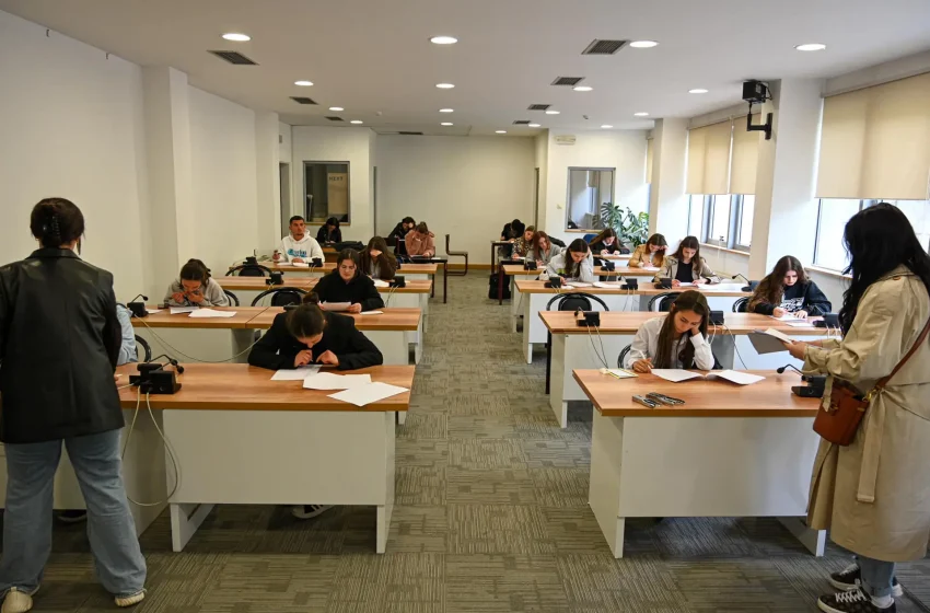  Komuna e Kamenicës shpërblen maturantët me udhëtim në Europë