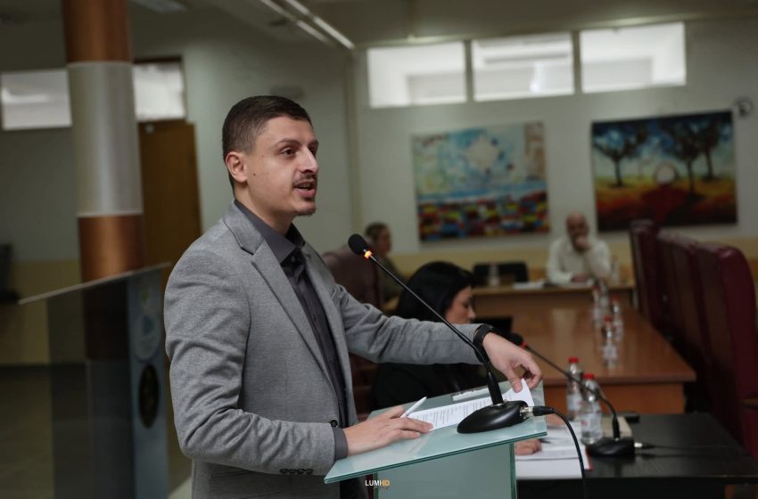  Gjilan: Tërhiqet propozimi për dhënien në shfrytëzim të mbi 75 hektarëve tokë komunale, Murseli: Presioni publik dha rezultat
