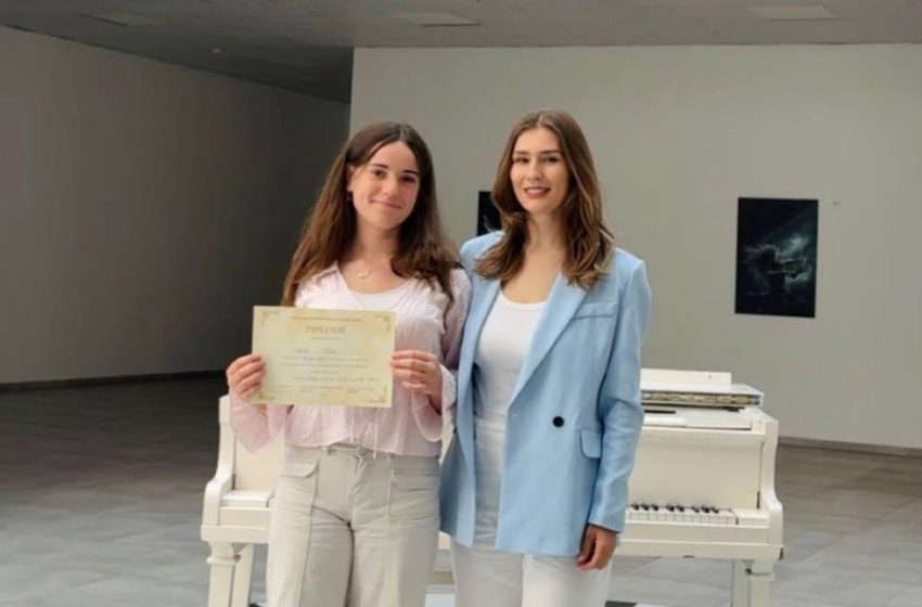  Nxënësja nga Kamenica fiton çmimin e parë në festivalin ndërkombëtar të muzikës klasike