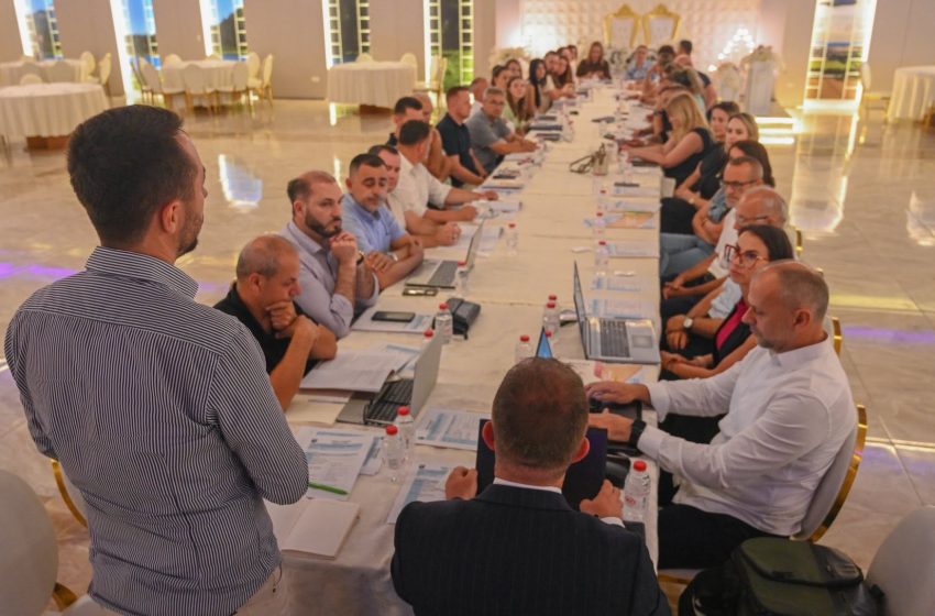  Kamenica mban punëtori profesionale për organizimin e mësimit tërëditor në shkolla