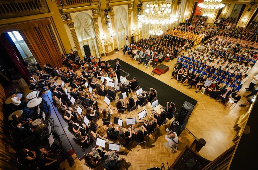 Kurti: Orkestra “Amadeus” na bëri krenarë me katër çmime në festivalin ndërkombëtar në Pragë