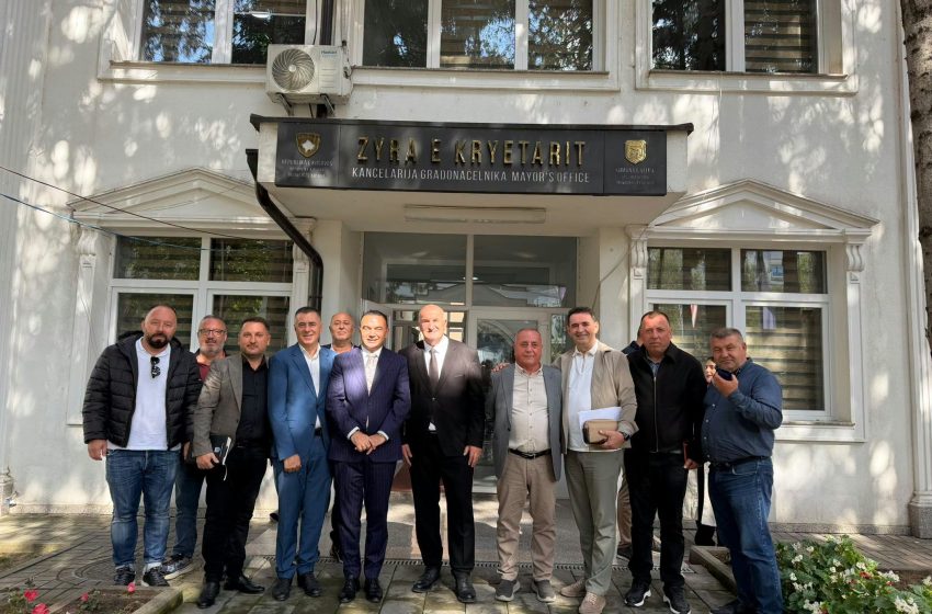 Haliti priti në takim kryetarin e Odës Ekonomike të Kosovës, Lulzim Rafuna