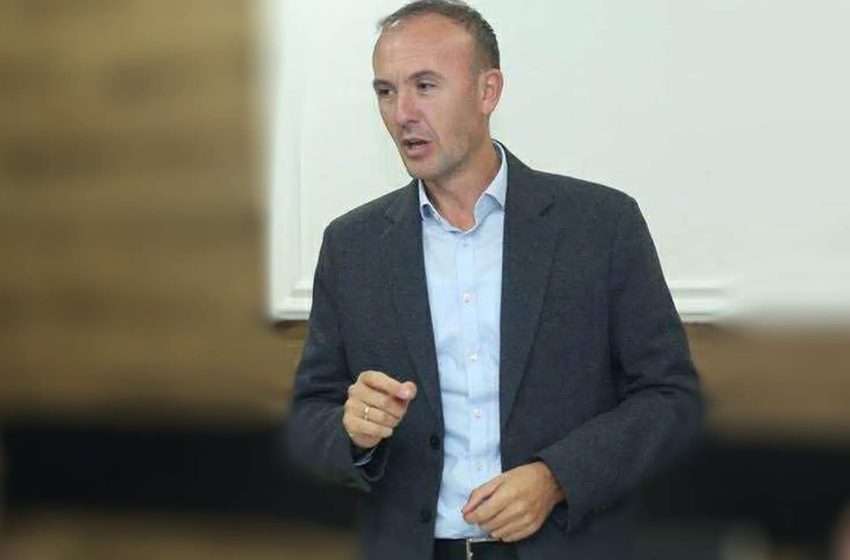  GJILAN / DEPUTETI ARBEN MUSTAFA: “KOHA PËR VEPRIM, PËRGJEGJËSI DHE REZULTATE”
