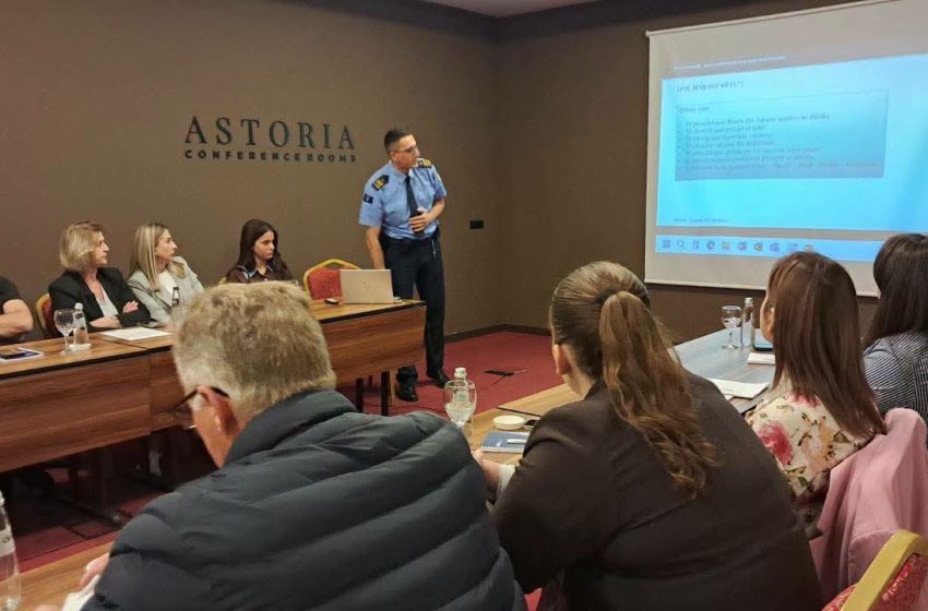  Tryezë diskutimi për sigurinë në shkolla në Gjilan