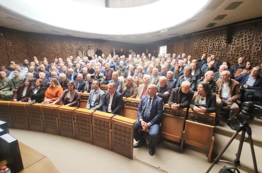  U promovua monografia e prof. dr.  Emin Krasniqit “Dajkoci, vendlindje e Heroit Metush Krasniqi”