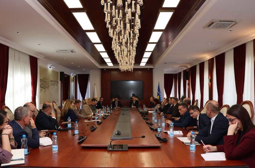  Kryeprokurori i Shtetit kërkon efikasitet, profesionalizëm dhe forcim të llogaridhënies nga Prokuroria e Apelit, Prokuroria Speciale dhe Prokuroria Themelore në Prishtinë