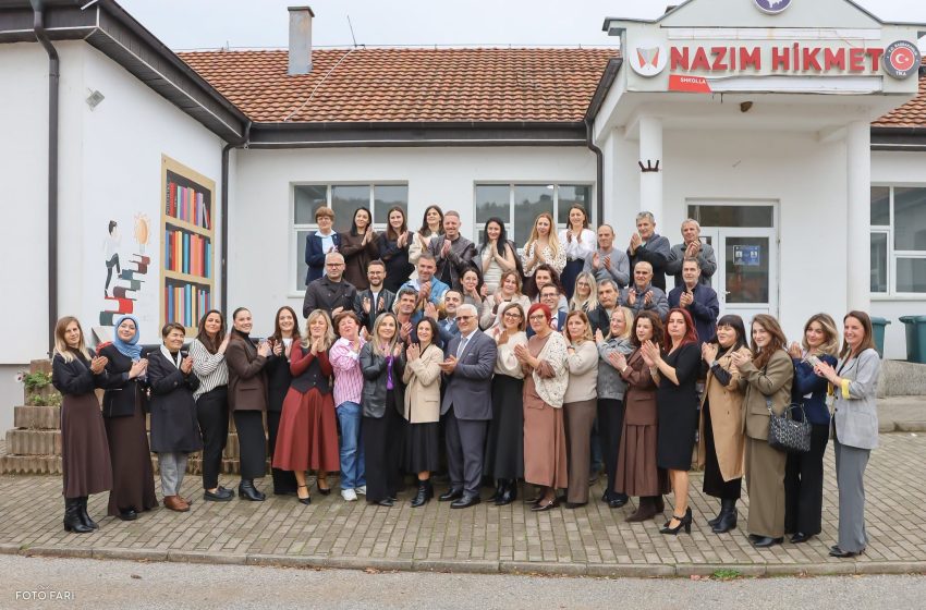  Pas 37 vitesh në arsim, pensionohet drejtori i shkollës “Nazim Hikmet” në Dobërçan, Fadil Shabani