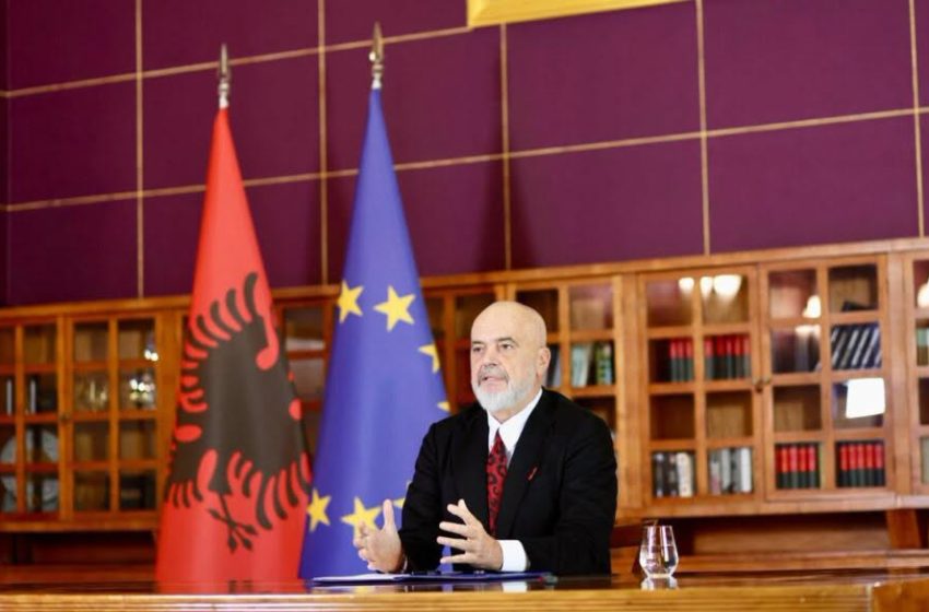  Rama tregon 3 vendimet e reja për studentët